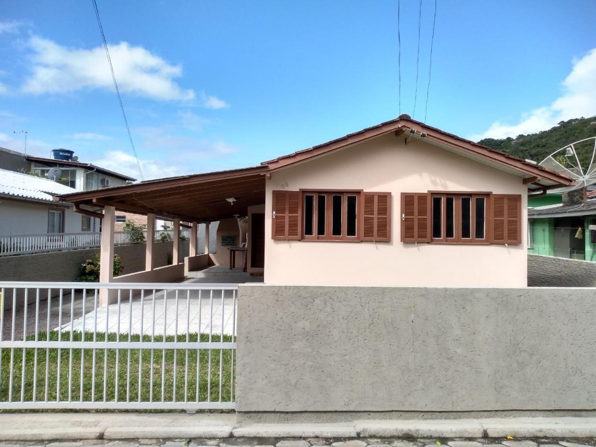 Casa Na Pinheira, Praia De Cima Villa Exterior photo